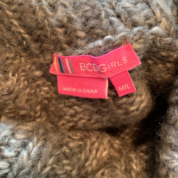 Gray Turtleneck Poncho Sweater BCBGirls - Picture 3 of 7